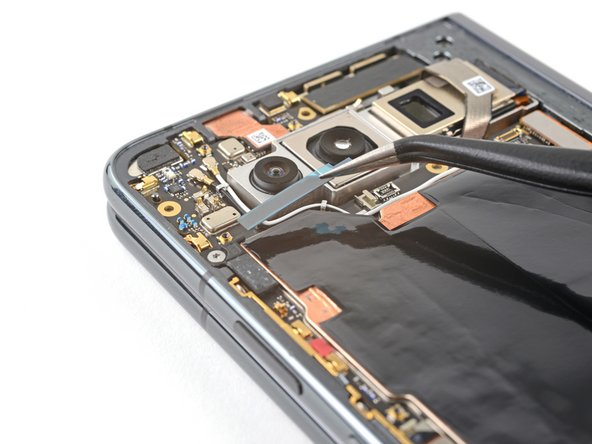 How to Apply a New Graphite Sheet in Your Google Pixel Fold