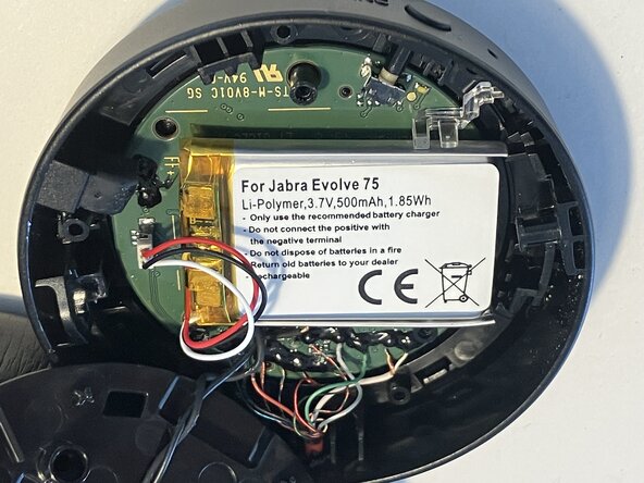 Jabra Evolve 75 battery replacement, Insert new battery: crwdns2935265:08crwdnd2935265:02crwdnd2935265:02crwdne2935265:0