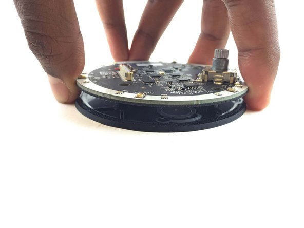 Amazon Echo LED/Microphone Board Replacement: crwdns2935265:017crwdnd2935265:03crwdnd2935265:03crwdne2935265:0