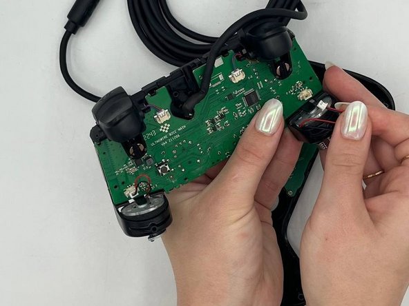 8BitDo Ultimate Wired Vibration/Rumble Motor Replacement: crwdns2935265:012crwdnd2935265:03crwdnd2935265:03crwdne2935265:0