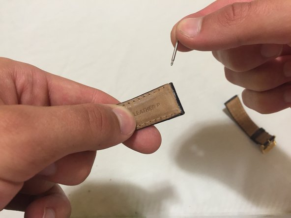 Be careful not to put the new straps on the wrong side of the body.