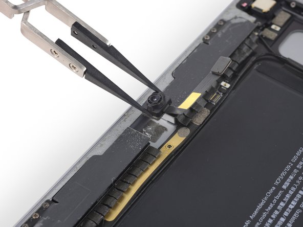 iPad Air 2 Wi-Fi Front-Facing Camera Replacement: crwdns2935265:041crwdnd2935265:02crwdnd2935265:02crwdne2935265:0