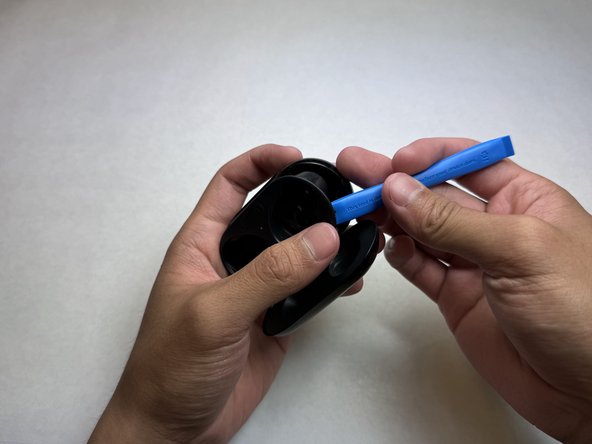 Samsung Galaxy Buds Plus Case Battery Replacement: crwdns2935265:02crwdnd2935265:02crwdnd2935265:03crwdne2935265:0