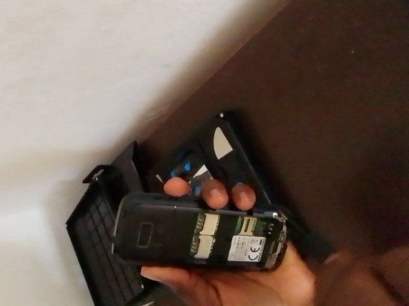 Itel 2163 Disassembly, Unscrew the Nuts: crwdns2935265:03crwdnd2935265:02crwdnd2935265:03crwdne2935265:0