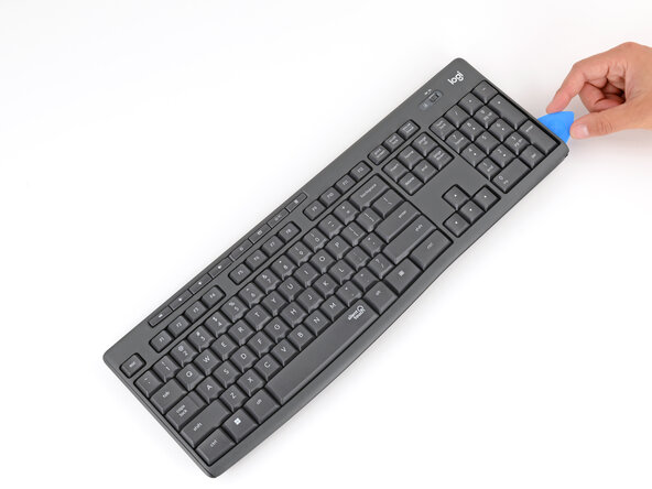How to Open Your Logitech K295 Keyboard: crwdns2935265:08crwdnd2935265:03crwdnd2935265:03crwdne2935265:0