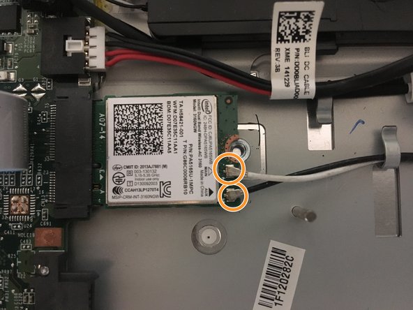 Toshiba Satellite L50-B Keyboard / Palm Rest Replacement, Disconnect the WiFi Card: crwdns2935265:010crwdnd2935265:03crwdnd2935265:03crwdne2935265:0