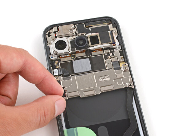 Google Pixel 10 Rear Cameras Replacement, Reposition the motherboard cover: 17 단계, 이미지 3개 중 3개