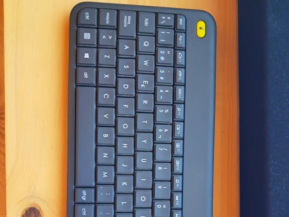 Convertire Macbook Pro in iKeyBoard Pro, Connetti l'iKeyBoard Pro alla TV o a un monitor: passo 3, immagine 2 di 2