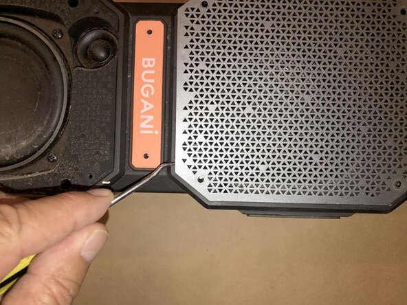 Bugani M83 wireless speaker Battery Replacement: adım 6, 3 resimden 2.