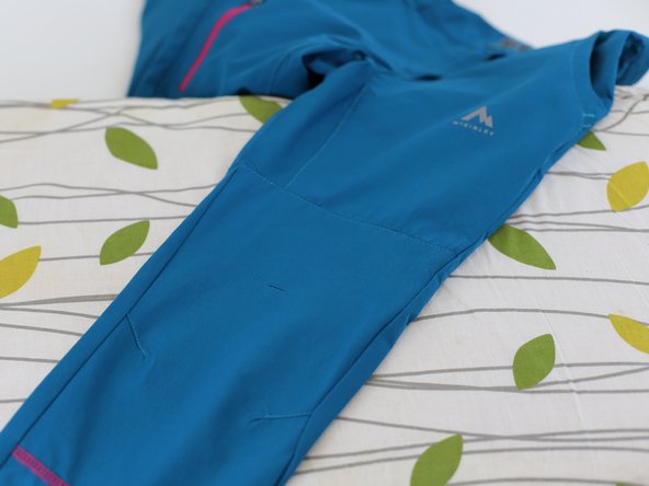 How to repair a hole in woven textile (using an iron-on patch), Allow to cool: crwdns2935265:04crwdnd2935265:02crwdnd2935265:02crwdne2935265:0