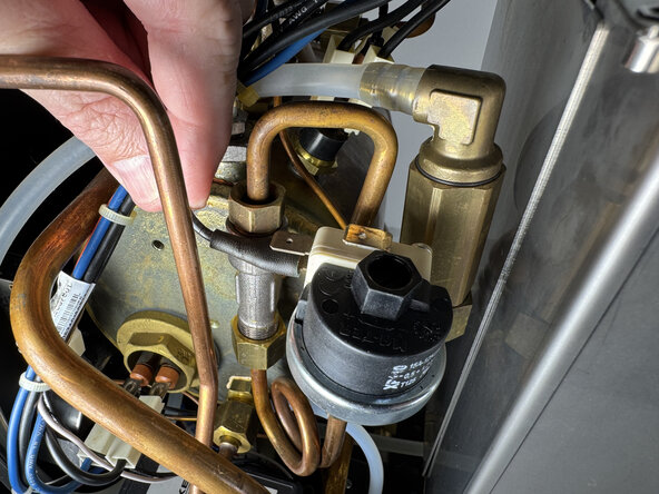 Rocket Espresso Machine Pressurestat Replacement: step 5, image 2 of 3