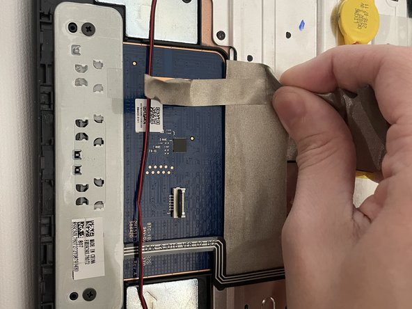Lenovo 300e Chromebook Left and Right Click Buttons Replacement: stap 0, afbeelding 2 van 3