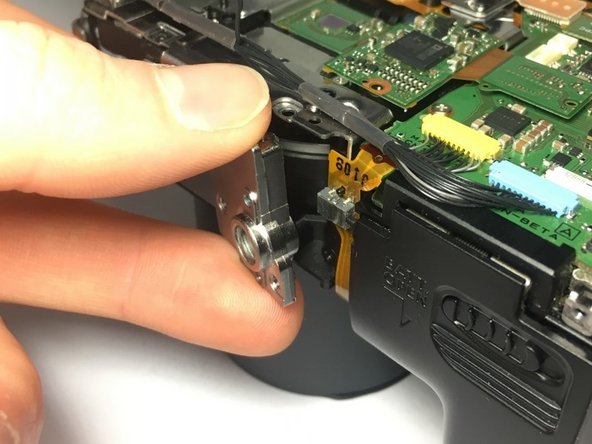 Canon Powershot SX10 IS Tripod Screw Mount Replacement: crwdns2935265:012crwdnd2935265:02crwdnd2935265:02crwdne2935265:0