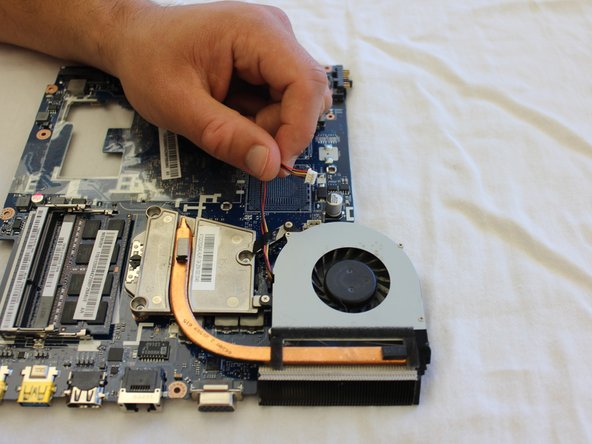 Lenovo IdeaPad N586 Motherboard Replacement, Fan: crwdns2935265:018crwdnd2935265:02crwdnd2935265:02crwdne2935265:0