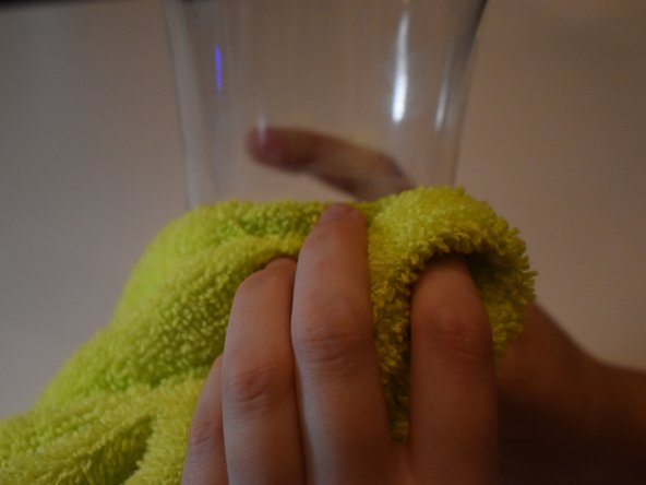 How to Fill a Crack in a Glass Container: 5 단계, 이미지 3개 중 2개