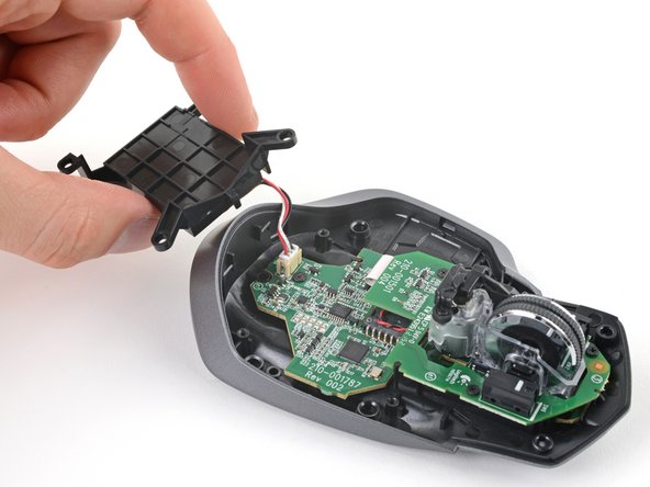 Logitech MX Master 2S 배터리 교체, 배터리 하우징 옮기기: 13 단계, 이미지 2개 중 2개