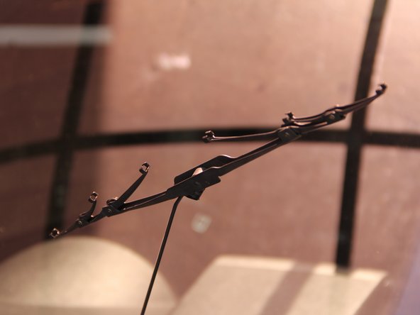 How to Replace the Windshield Wiper Blade for Honda Spike 2006, Removing the Wiper Blade: crwdns2935265:04crwdnd2935265:03crwdnd2935265:03crwdne2935265:0