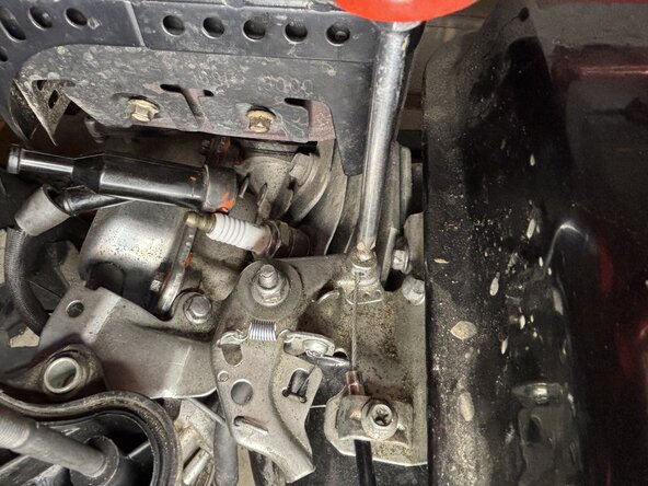 Coleman CT200U-AB Mini Bike Throttle Assembly Replacement, Attaching Throttle cable: crwdns2935265:011crwdnd2935265:02crwdnd2935265:03crwdne2935265:0