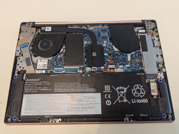 Lenovo IdeaPad 530S-14IKB Keyboard / touchpad assembly Replacement, Disconnect and remove the battery: crwdns2935265:02crwdnd2935265:03crwdnd2935265:03crwdne2935265:0