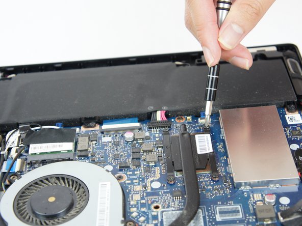 Asus VivoBook Q302LA-BHI3T09 Fan Replacement: crwdns2935265:03crwdnd2935265:03crwdnd2935265:03crwdne2935265:0