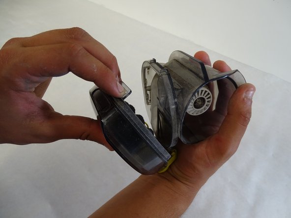 Samsung POWERbot VR9000 Filter Replacement: crwdns2935265:04crwdnd2935265:02crwdnd2935265:03crwdne2935265:0