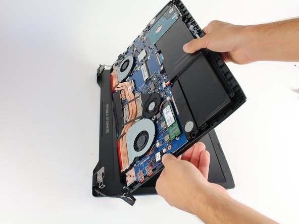 Asus ROG Strix GL702VM-BHI7N09 Screen Replacement: crwdns2935265:08crwdnd2935265:02crwdnd2935265:03crwdne2935265:0