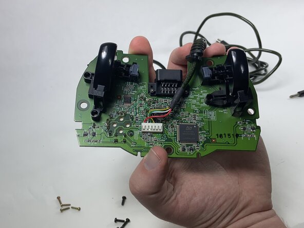 Xbox Duke Controller 6-Pin Cable Replacement: crwdns2935265:011crwdnd2935265:02crwdnd2935265:02crwdne2935265:0