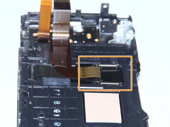 Canon EOS M5 Teardown, The Back Case & Touch LCD.: crwdns2935265:08crwdnd2935265:03crwdnd2935265:03crwdne2935265:0