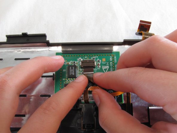 PowerBook 3400 M3553 Track Pad Replacement, Track Pad: crwdns2935265:010crwdnd2935265:02crwdnd2935265:03crwdne2935265:0