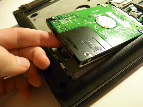 Dell Studio 1535 Hard Drive Replacement: stap 0, afbeelding 2 van 3