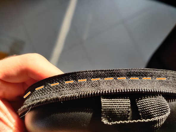 Bose QuietComfort 35 Case Zipper Replacement: crwdns2935265:012crwdnd2935265:02crwdnd2935265:03crwdne2935265:0