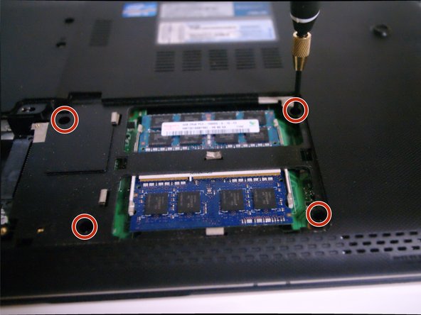 Asus U56E Laptop Screen Replacement: crwdns2935265:06crwdnd2935265:02crwdnd2935265:02crwdne2935265:0