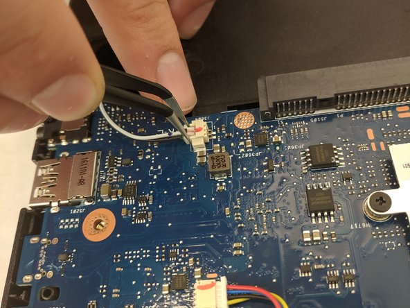 Asus ROG Strix GL702VS Speaker Replacement, Speaker: crwdns2935265:05crwdnd2935265:03crwdnd2935265:03crwdne2935265:0