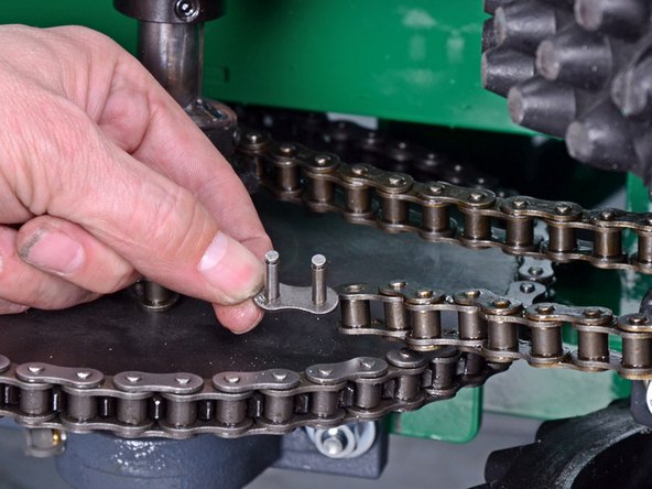 Classen Sod Cutter HSC18AHD 2018 Lower Drive Chain Replacement: crwdns2935265:013crwdnd2935265:03crwdnd2935265:03crwdne2935265:0