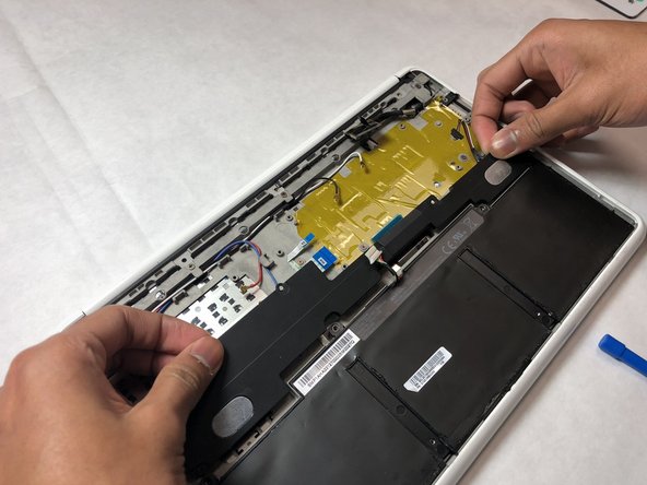 HP Chromebook CB2L Keyboard Replacement: stap 0, afbeelding 1 van 2