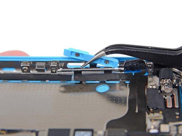 iPhone 5c Volume Controls Replacement: crwdns2935265:032crwdnd2935265:02crwdnd2935265:02crwdne2935265:0