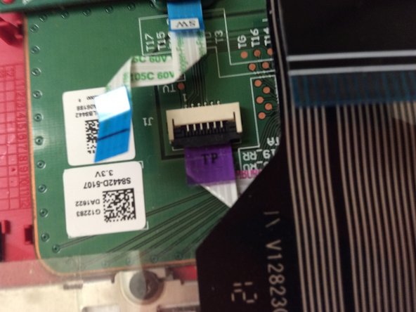 acer aspire one 725 Teardown, The touch pad: crwdns2935265:010crwdnd2935265:02crwdnd2935265:03crwdne2935265:0