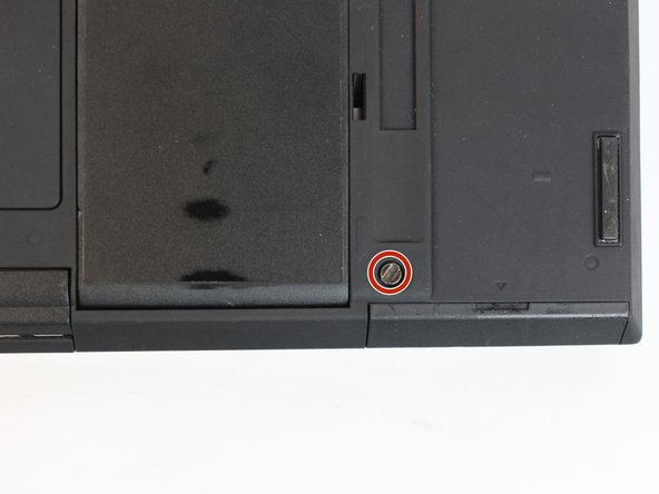 IBM ThinkPad 600E Hard Drive Disk Replacement: crwdns2935265:05crwdnd2935265:02crwdnd2935265:03crwdne2935265:0