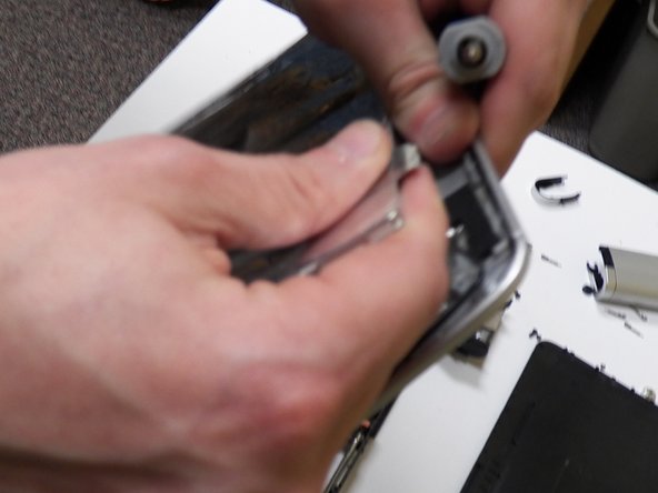 HP Pavilion DM3-3010US Screen Replacement: crwdns2935265:014crwdnd2935265:03crwdnd2935265:03crwdne2935265:0