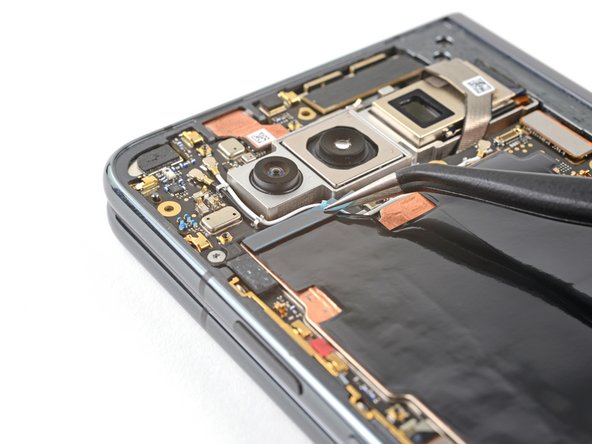 How to Apply a New Graphite Sheet in Your Google Pixel Fold