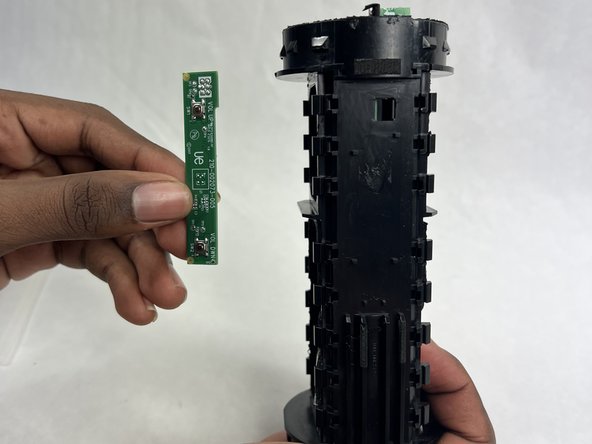 Logitech UE Boom 3 Motherboard Replacement: crwdns2935265:05crwdnd2935265:02crwdnd2935265:02crwdne2935265:0