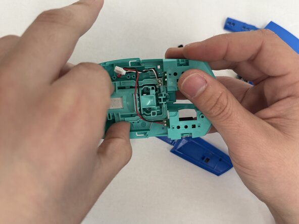 Logitech G305 Lightspeed Mouse Switch Replacement: step 8, image 1 of 3