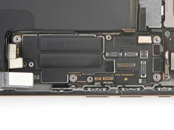 iPhone 16 Pro Max Logic Board tauschen: Schritt 8, Bild 2 von 2