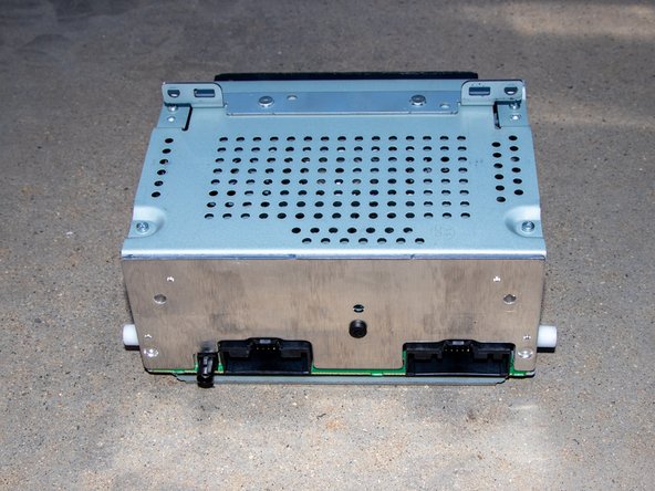 2013 Ford Focus SE  Stereo Replacement: crwdns2935265:06crwdnd2935265:02crwdnd2935265:02crwdne2935265:0