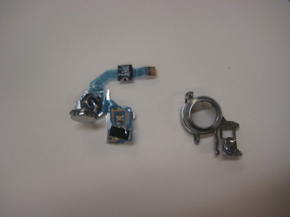 Nikon Coolpix 3200 Teardown: crwdns2935265:018crwdnd2935265:02crwdnd2935265:02crwdne2935265:0