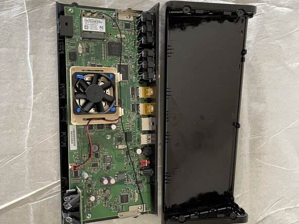 Slingbox 500 Motherboard Replacement: crwdns2935265:03crwdnd2935265:03crwdnd2935265:03crwdne2935265:0