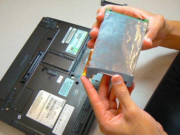 Toshiba Portege M300 Hard Drive Replacement: crwdns2935265:06crwdnd2935265:02crwdnd2935265:02crwdne2935265:0