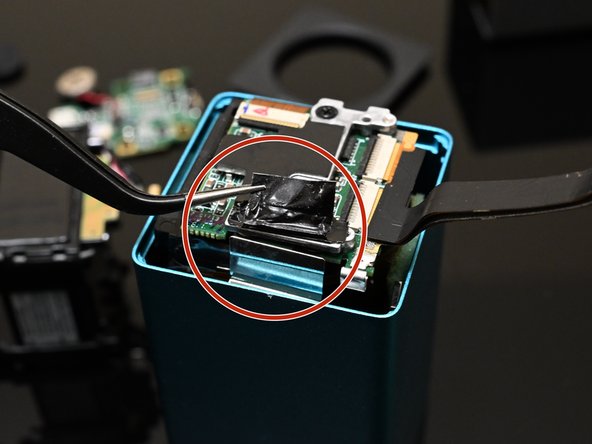 Full Lytro First Generation Teardown (The Easy Way), Remove the Lens Assembly: crwdns2935265:018crwdnd2935265:02crwdnd2935265:03crwdne2935265:0