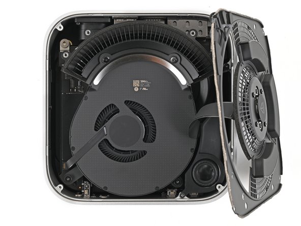 Mac  mini (2024) SSD Austausch, Lüfter losschrauben: Schritt 13, Bild 2 von 2