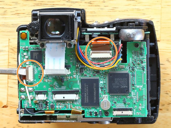 Kodak EasyShare DX7590 Teardown, Main board removal: crwdns2935265:07crwdnd2935265:02crwdnd2935265:03crwdne2935265:0